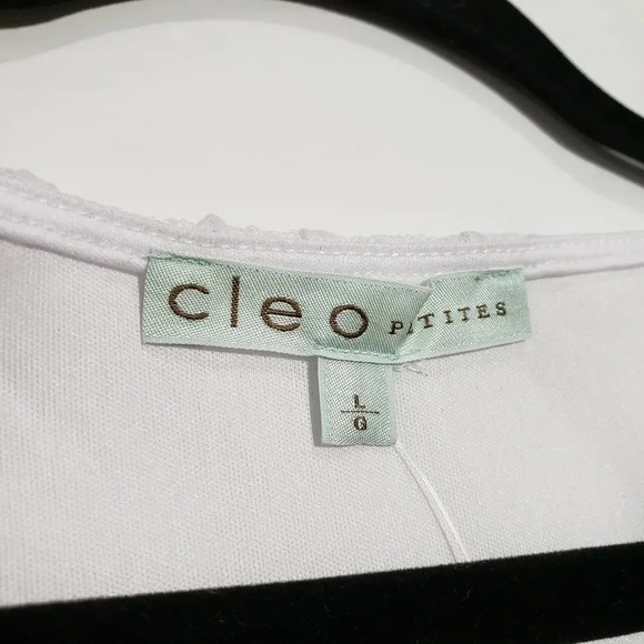 (1)Cleo Petites white lace blouse Womans Size L - Picture 4 of 7